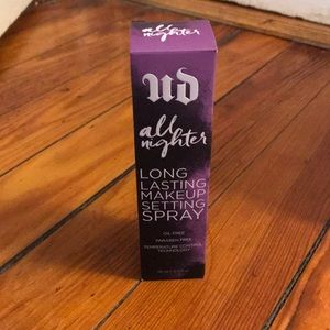 Urban decay setting spray